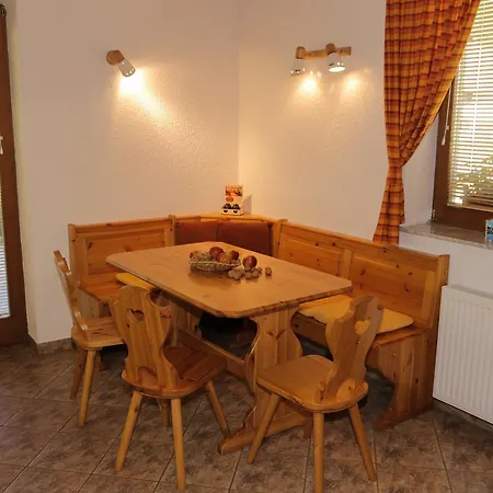 Apartma Kosnik
