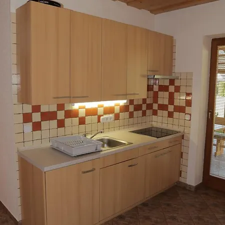 Apartma Kosnik